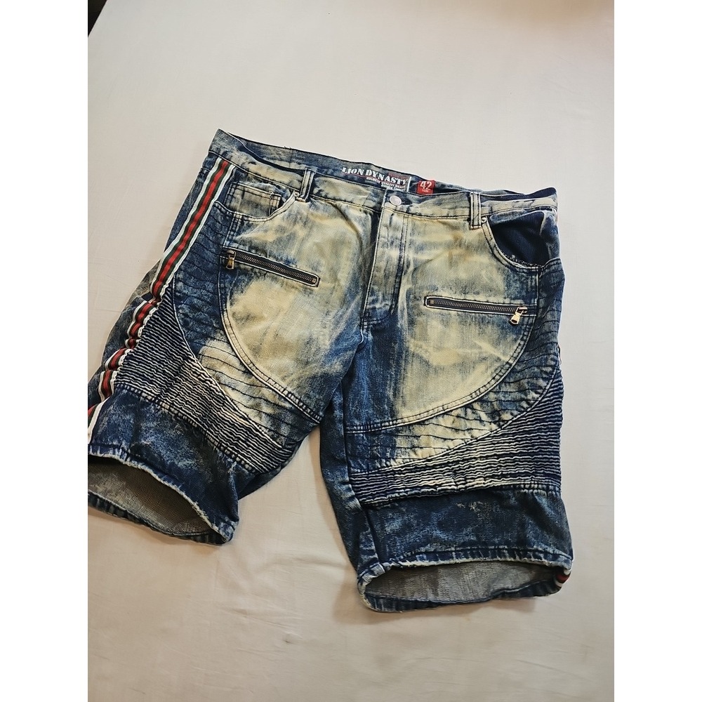 Lion Dynasty Jean Shorts Men's Size 42 Slim  Blue Acid Wash Distressed Striped